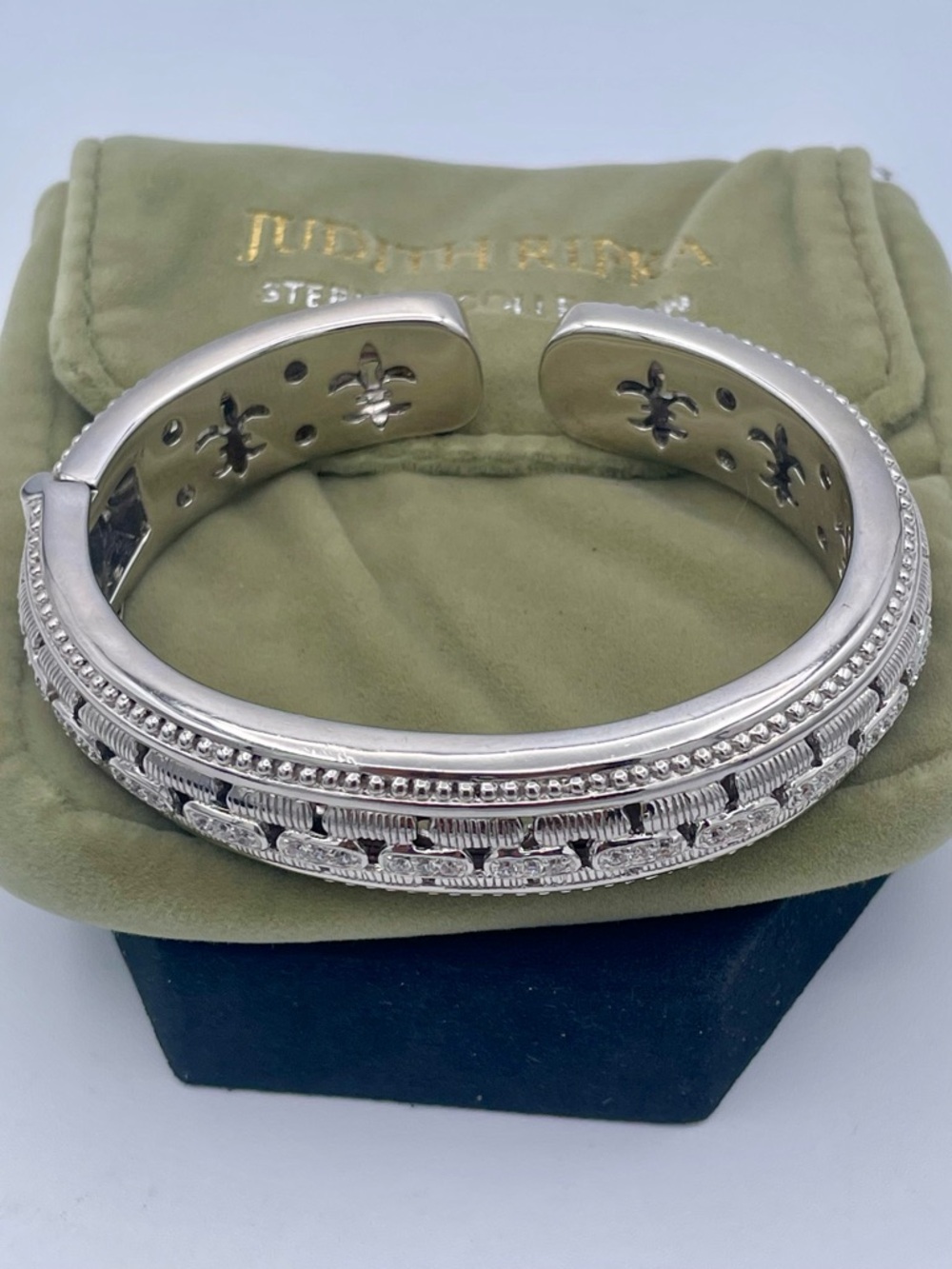 Judith Ripka Sterling Silver 925 CZ Pave Hinged Cuff Bracelet Wide Heavy71.7g - Picture 3 of 13